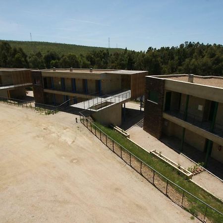 Apartamentos Villa Vacacional Castuera Extérieur photo