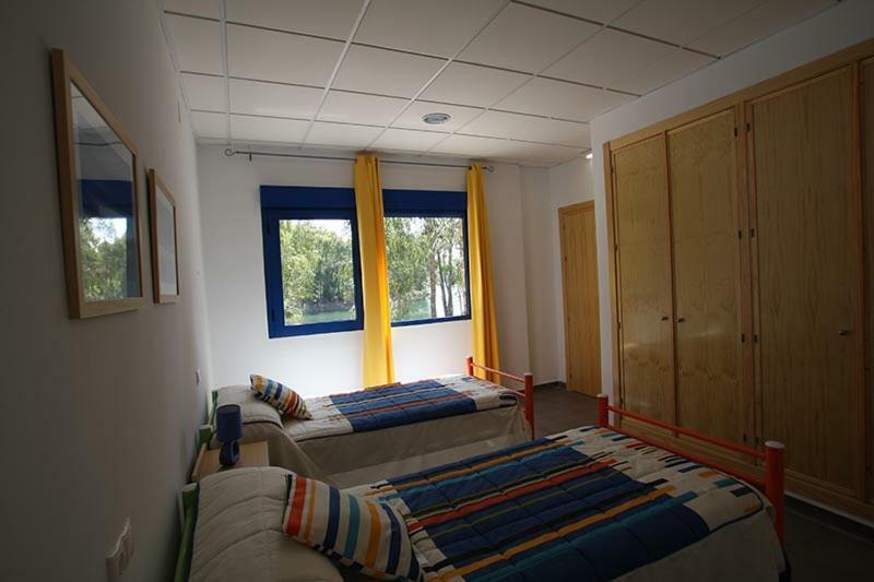 Apartamentos Villa Vacacional Castuera Extérieur photo